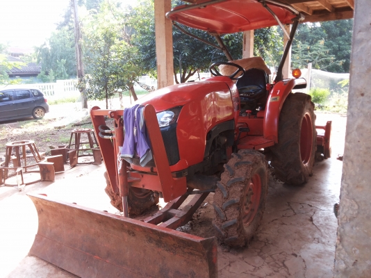 **ขายดาวน์ 160,000 บ.ต่อรอง** รถไถ2เพลา ส้มๆ KUBOTA L3608 4WD สภาพดี เครื่องแน่นๆ แรงดี ไม่เยิ้ม ระบบไฮฯใช้งานได้ปกติ เกียร์ดีไม่หลุดไม่หอน พร้อมอุปกรณ์ 4ชิ้น ใบดัน หาง3,หาง5 โรตารี่ ครบชุด ยางดี4เส้น พร้อมใช้ พร้อมลุยงาน เปลี่ยนสัญญาส่งต่อ งวดใหญ่ 60,0