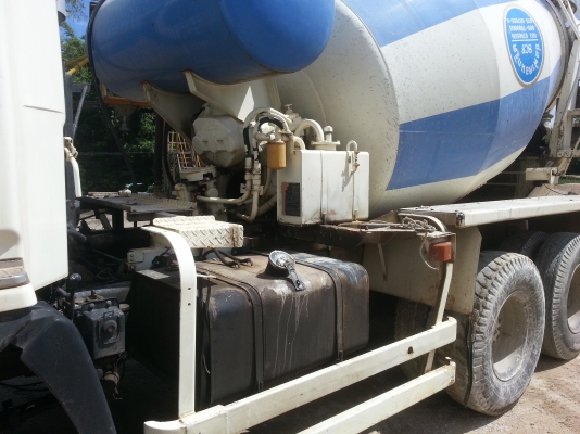 รถโม่ปูน 10ล้อ