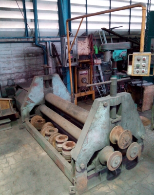 เครื่องม้วนเหล็ก ขนาด 6ฟุต Metal Bending Roller