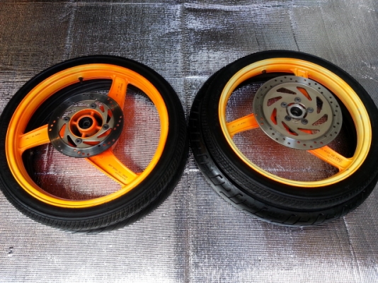 ขาย MAX  KR  SER  VICTOR  แท้ สภาพดีพร้อมใช้งานราคาถูก 1450 รูปเพียบ