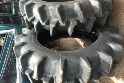 ขาย ยางรถไถ พร้อมใช้งาน
