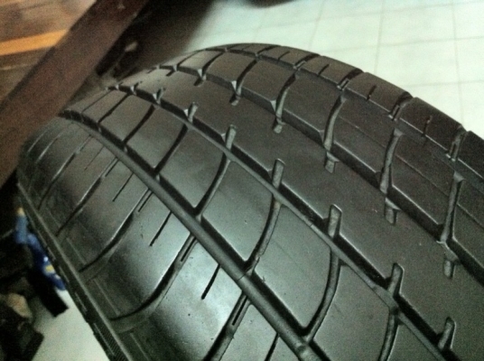ขายล้อแม็ก TOYOTA VIOS 15". ตัว 12 ก้าน รมดำ. สภาพสวย ไร้รอยขูดขีดครับ , 4/100 พร้อมยาง DUNLOP SP SPORT 2030. ขนาด. 185/60R15. สัปดาห์ 04 ปี 13 ดอกยางยังหนา วิ่งได้อีกหลายหมื่นโล ไม่เบียด ไม่ป่ะ ครับ *ทุกรูปถ่ายจากสินค้าที่ลงขายจริงครับ :: ดูขอ ขายล้อแม็ก TOYOTA VIOS 15". ตัว 12 ก้าน รมดำ. สภาพสวย ไร้รอยขูดขีดครับ , 4/100 พร้อมยาง DUNLOP SP SPORT 2030. ขนาด. 185/60R15. สัปดาห์ 04 ปี 13 ดอกยางยังหนา วิ่งได้อีกหลายหมื่นโล ไม่เบียด ไม่ป่ะ ครับ *ทุกรูปถ่ายจากสินค้าที่ลงขายจริงครับ :: ดูขอ