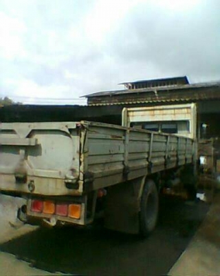 ขาย 6ล้อ ISUZU 195 แรง ยาว 6.5 เมตร ขาย 6ล้อ ISUZU 195 แรง ยาว 6.5 เมตร