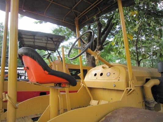 ขายรถบดถนน 3 ล้อเหล็ก ขนาด 8 ตัน ราคาถูก ขายรถบดถนน 3 ล้อเหล็ก ขนาด 8 ตัน ราคาถูก