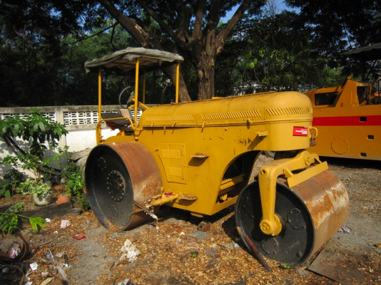 ขายรถบดถนน 3 ล้อเหล็ก ขนาด 6 ตัน ราคาถูก