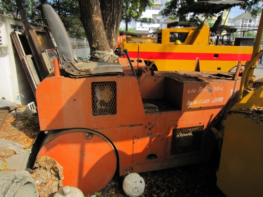 ขายรถบดถนน 2 ล้อเหล็ก ขนาด 4 ตัน ราคาถูก ขายรถบดถนน 2 ล้อเหล็ก ขนาด 4 ตัน ราคาถูก