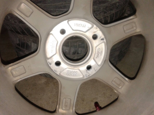 แม็ก ขอบ 15 x 7 4รู100 พร้อมยาง 195 50 ปี 12 สวยๆ ไม่มีดุ้ง ไม่ซ่อม