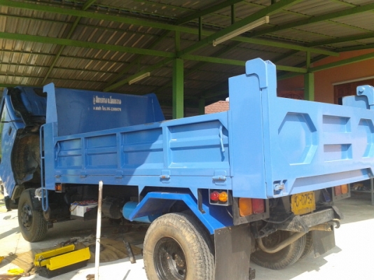 หกล้อดั้ม ISUZU NPR135แรงเทอร์โบ รถห้างแท้ปี47กะบะด้มต่อให่มครับพร้อมใช้ทันที ทะเบียนพร้อม