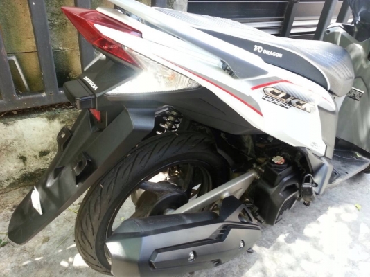 ขาย Click 125i ปี 2013 ไมล์ 8000 กิโล เอกสารครบครับ ขาย 39000 ครับ สนใจติดต่อ 0873580383 ครับ