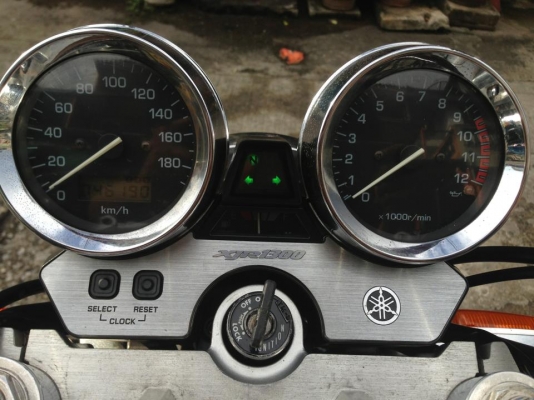 ต้ำพระราม2ขาย yamaha xjr1300 ปี 02 อินวอย พรบ. รถสวยพร้อมใช้เครื่องดี