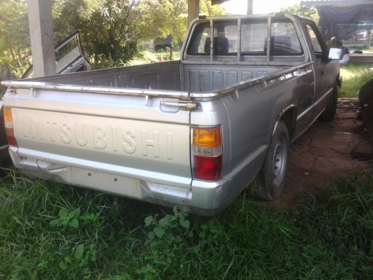 รถมิตรซูไซโคลนเครื่องดีภาษีไม่ขาด