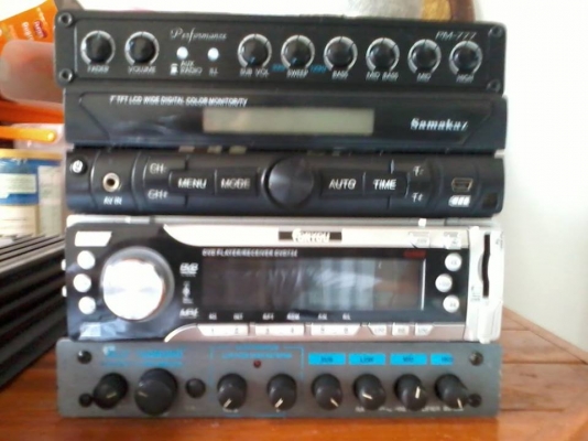 ขายเหมาชุดเครื่องเสียง 4500 บาท 0884050628