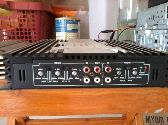 ขายเหมาชุดเครื่องเสียง 4500 บาท 0884050628