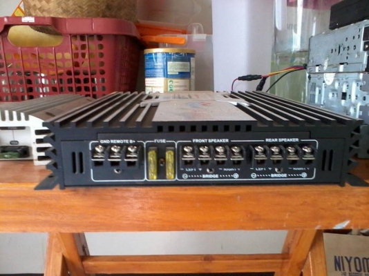 ขายเหมาชุดเครื่องเสียง 4500 บาท 0884050628