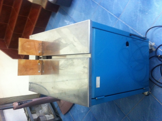 เครื่องแพ็คกล่อง สภาพ 95\%