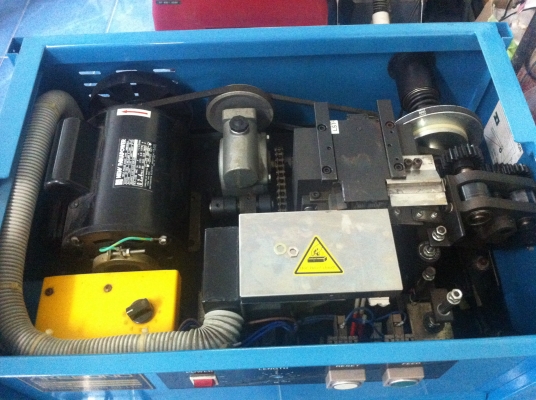 เครื่องแพ็คกล่อง สภาพ 95\%