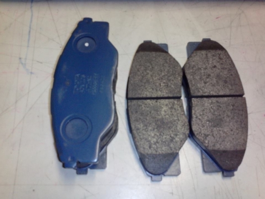 ขายเหมา ผ้าเบรคหน้า โตโยต้า วีโก้ ขายเหมา ผ้าเบรคหน้า โตโยต้า วีโก้