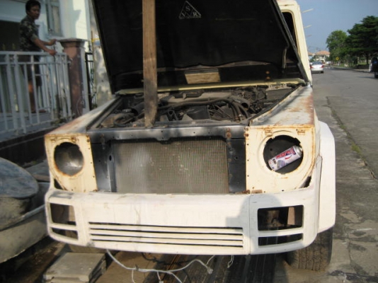 BenZ G55   65,000 ไม่มีทะเบียน คุณเอนก (089-033-3777)