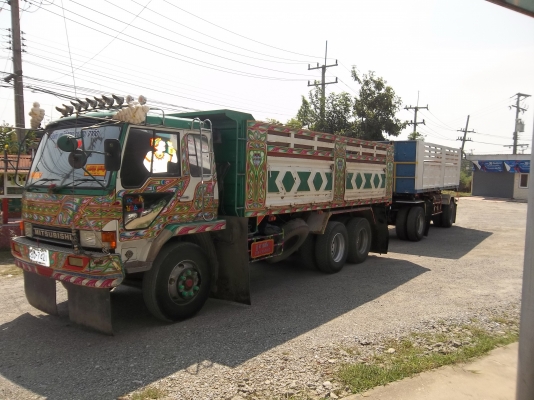 ขายด่วนรถบรรทุกMITSU 220เทอร์โบ 10 ล้อดั้มพร้อมลูกพ่วง 2เพลาดั้มตามสภาพ