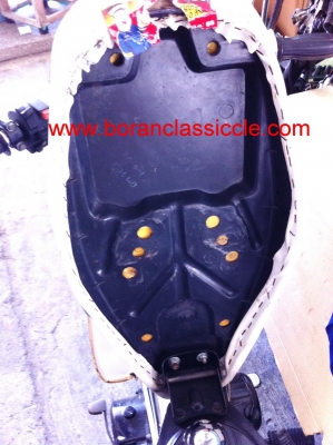 ชาลี ขายทิ้งครับ ราคานี้สุดคุ้มครับ ชาลี ขายทิ้งครับ ราคานี้สุดคุ้มครับ