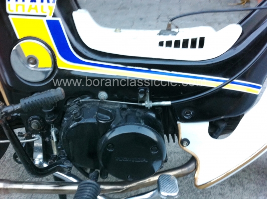 ชาลี ขายทิ้งครับ ราคานี้สุดคุ้มครับ ชาลี ขายทิ้งครับ ราคานี้สุดคุ้มครับ