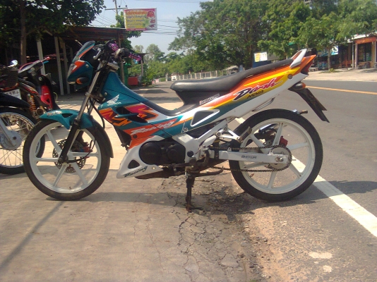 ขาย ฮอนด้าแดช ปี 45                      14500 บาท