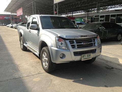 ขายIsuzu   Hilander  2.5 slx  สีบรอนเงิน ปี2007ฟรีดาว รถสวย วิ่งน้อย 80000k เท่านั้น
