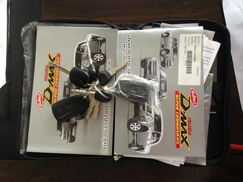 ขายIsuzu Hilander 2.5 slx สีบรอนเงิน ปี2007ฟรีดาว รถสวย วิ่งน้อย 80000k เท่านั้น ขายIsuzu Hilander 2.5 slx สีบรอนเงิน ปี2007ฟรีดาว รถสวย วิ่งน้อย 80000k เท่านั้น