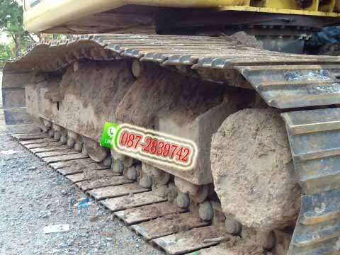 ขาย รถแบคโฮ KOMATSU PC200-7 ขายแล้ว1,800,000บาท