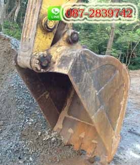 ขาย รถแบคโฮ KOMATSU PC200-7 ขายแล้ว1,800,000บาท