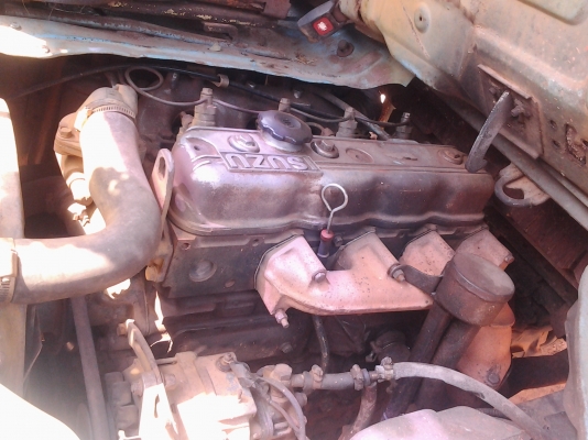 ISUZU NKR ห้างแท้เกียรยาว เครื่อง 4BD1 ฝาขาว