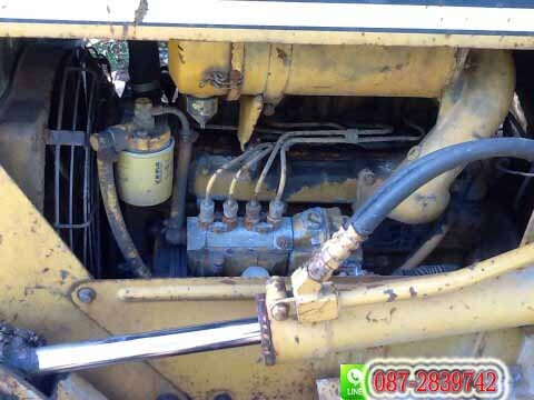 ขาย  รถแทรกเตอร์ตีนเป็ด KOMATSU D21P-5