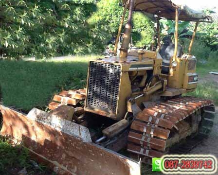 ขาย  รถแทรกเตอร์ตีนเป็ด KOMATSU D21P-5