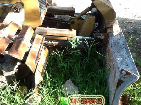 ขาย  รถแทรกเตอร์ตีนเป็ด KOMATSU D21P-5