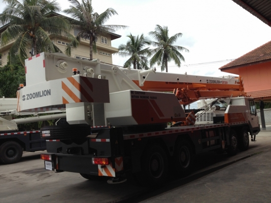 ซูมไลอ้อน ZOOMLION 30T รุ่นใหม่ล่าสุด