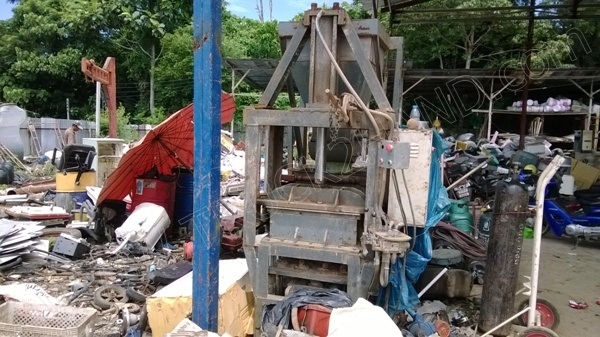 เครื่องอัดอิฐ บล็อก