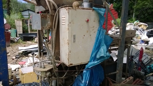 เครื่องอัดอิฐ บล็อก