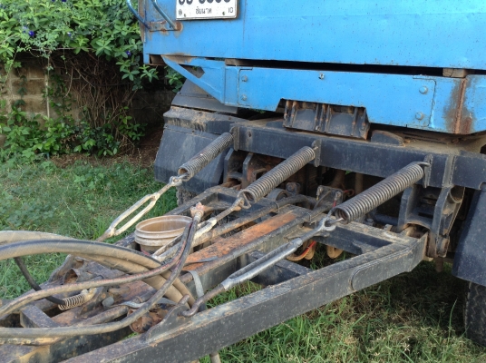 ขายลูกพ่วงหน้าพระลานครัทซีใหญ่ ช่วงล่างใหญ่ ใช้งานน้อย ยางแท้ทุกเส้น