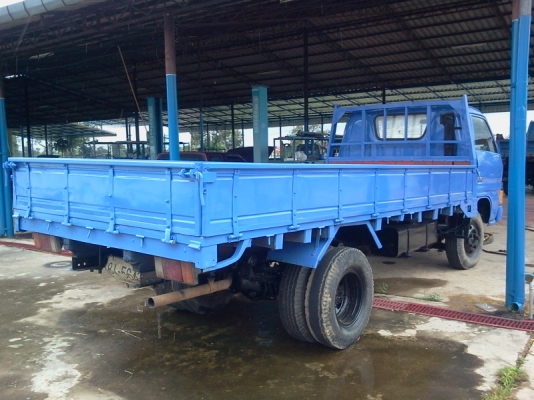 ขายรถ6ล้อISUZU110แรงม้าKSทำสีใหม่