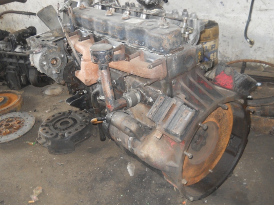 เครื่องISUZU 6BD1 พร้อมเกียร์JCM พร้อมใช้งาน