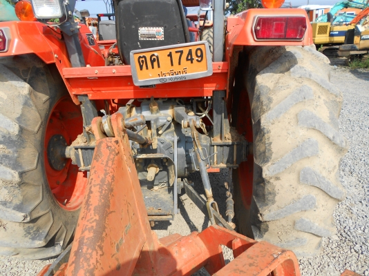 ขายรถแทรคเตอร์ KUBOTA M5000 พร้อมใช้ สวยๆ