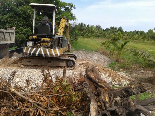 โคมัสสุ 40-6 พร้อมใช้งาน โคมัสสุ 40-6 พร้อมใช้งาน