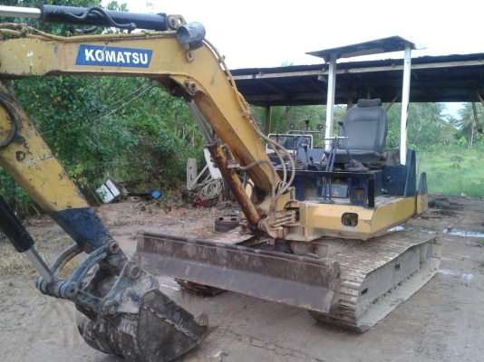 โคมัสสุ 40-6 พร้อมใช้งาน โคมัสสุ 40-6 พร้อมใช้งาน