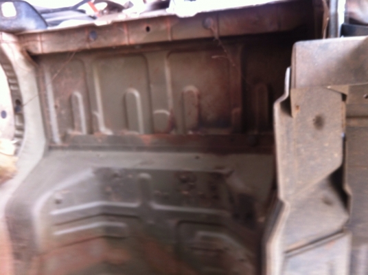 ISUZU DECA FTR 195 Hp ห้างแท้ หกล้อดั้มพ์สามมิตรถูกๆครับ(ทีมงานรถคุณภาพ)