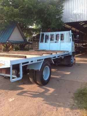 6ล้อ อิสุสุ195 นางฟ้า กะบะพื้นเรียบยาว5.40 เมตร เครื่องดีคัทซีสวย  195แรง ติดต่อ 0861237456 คุณไก่