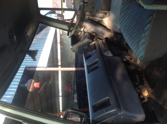 6ล้อ อิสุสุ195 นางฟ้า กะบะพื้นเรียบยาว5.40 เมตร เครื่องดีคัทซีสวย  195แรง ติดต่อ 0861237456 คุณไก่