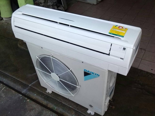 **** ขายแอร์ DAIKIN 18000 BTU สภาพสวย ****