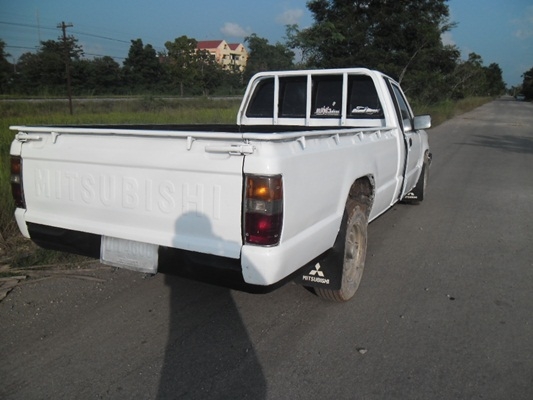 มิสซูบิชิ L200 ไซโคลน สภาพสวยๆ พร้อมใช้งาน มิสซูบิชิ L200 ไซโคลน สภาพสวยๆ พร้อมใช้งาน