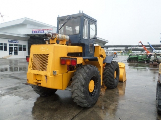 WHEEL LOADER รถตักล้อยางยี่ห้อMITSUI MODEL : HL714 SERIALติดต่อโทร0818744840 No. : HL712-250195รถนอก(เครื่องหลวม)ระบบใช้งานได้ปกติราคาเบาๆ400,000บาท ต่อรองได้