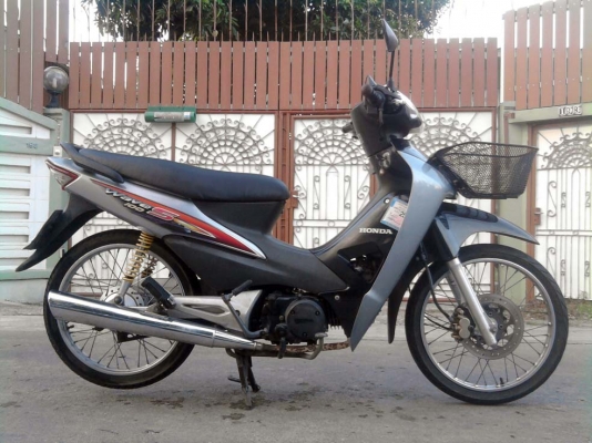 ขออนุญาติขาย HONDA WAVE100S U-Box มือเีดียว โอนให้ฟรีครับ